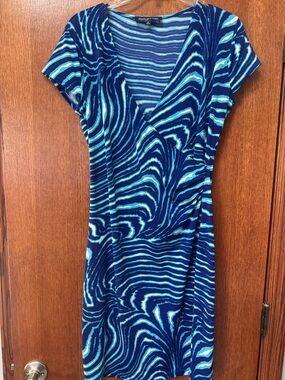 Jones New York Blue Abstract Wrap Dress Size Medium